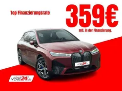 Aventurinrot metallic Gebraucht 2023 BMW iX SUV | 54.499 € (Fairer Preis)