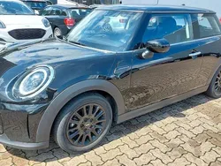 Schwarz Gebraucht 2022 Mini ONE Classic Kleinwagen | 15.990 € (Fairer Preis)