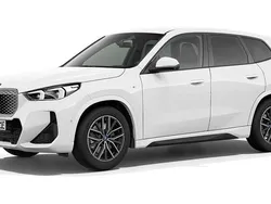 Weiß Gebraucht 2024 BMW iX1 Luxury Line SUV | 46.199 € (Etwas zu teuer)