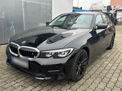 Schwarz Gebraucht 2021 BMW 318 M Sport Limousine | 24.000 € (Superpreis)