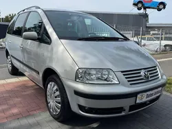 Silber Gebraucht 2002 VW Sharan Highline Van / Kleinbus | 3.390 € (Etwas zu teuer)