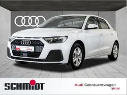 Gletscherweiß metallic Gebraucht 2023 Audi A1 Sportback Comfort Kleinwagen | 18.840 € (Guter Preis)