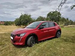 Rot Gebraucht 2022 Peugeot e-208 GTi Kleinwagen | 15.999 € (Guter Preis)
