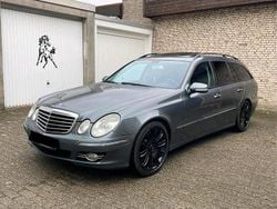 Blau Gebraucht 2007 Mercedes E320 Avantgarde Kombi | 5.200 € (Guter Preis)