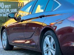 Rot Gebraucht 2018 Opel Insignia Sport Limousine | 14.500 € (Fairer Preis)
