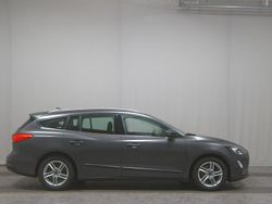 Grau Gebraucht 2019 Ford Focus Cool & Connect Kombi | 8.980 € (Guter Preis)