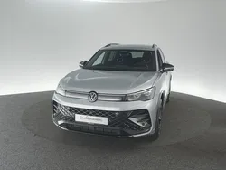 Silber Gebraucht 2024 VW Tiguan R-line SUV | 46.890 € (Superpreis)