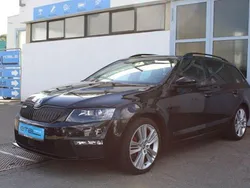 Cerna magic/black magic (metallic) Gebraucht 2015 Skoda Octavia RS Kombi | 18.450 € (Fairer Preis)