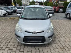 Silber Gebraucht 2009 Hyundai i10 Style Kleinwagen | 2.990 € (Fairer Preis)