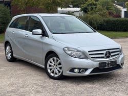 Silber Gebraucht 2013 Mercedes B200 Van / Kleinbus | 7.799 € (Fairer Preis)