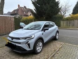 Grau Gebraucht 2025 Renault Captur Evolution SUV | 19.500 € (Guter Preis)