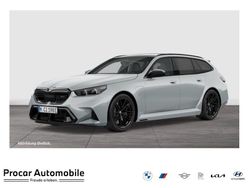 Grau Neu 2025 BMW M5 Performance Kombi | 148.299 € (Fairer Preis)