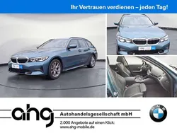 Blau Gebraucht 2020 BMW 318 Sport Line Kombi | 24.660 € (Etwas zu teuer)