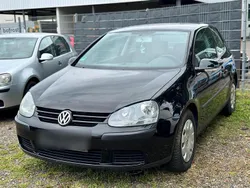 Schwarz Gebraucht 2004 VW Golf V Kleinwagen | 2.499 € (Fairer Preis)