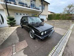 Schwarz Gebraucht 1992 VW Golf Cabriolet Sportline Cabrio | 6.000 €