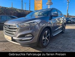 Grau Gebraucht 2015 Hyundai Tucson Premium SUV | 16.900 € (Fairer Preis)