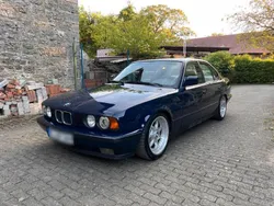 Blau Gebraucht 1991 BMW 525 Sport Line Limousine | 9.000 €