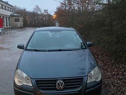 Blau Gebraucht 2006 VW Polo Trendline Kleinwagen | 2.500 € (Fairer Preis)