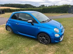 Blau Gebraucht 2020 Fiat 500 Kleinwagen | 22.500 €