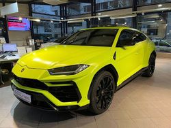 Grün Gebraucht 2022 Lamborghini Urus SUV | 269.000 €