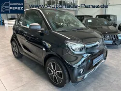 Schwarz Gebraucht 2024 Smart ForTwo Electric Drive Exclusive Cabrio | 17.989 € (Fairer Preis)