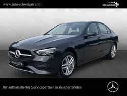 Grau Gebraucht 2022 Mercedes C180 Limousine | 30.900 € (Fairer Preis)