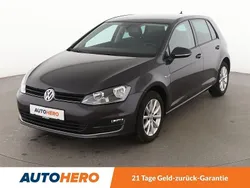 Grau Gebraucht 2015 VW Golf VII LOUNGE Limousine | 12.950 € (Fairer Preis)