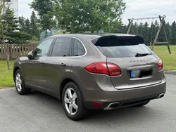 Braun Gebraucht 2011 Porsche Cayenne SUV | 17.500 € (Fairer Preis)