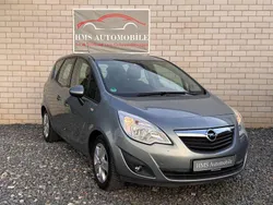 Silber Gebraucht 2011 Opel Meriva Edition Van / Kleinbus | 3.950 € (Fairer Preis)