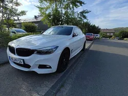 Weiß Gebraucht 2016 BMW 330 M Sport Kleinwagen | 21.900 € (Guter Preis)