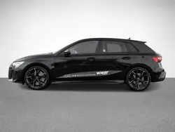 Mythosschwarz metallic Gebraucht 2024 Audi RS3 Sportback Ambiente Kleinwagen | 64.980 € (Teuer)