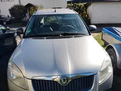 Silber Gebraucht 2007 Skoda Roomster Kombi | 2.500 €
