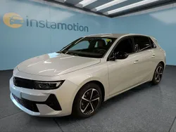 Grau Gebraucht 2024 Opel Astra Limousine | 24.699 € (Fairer Preis)