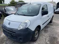 Weiß Gebraucht 2011 Renault Kangoo Van / Kleinbus | 2.785 € (Etwas zu teuer)