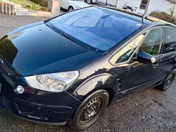 Schwarz Gebraucht 2007 Ford S-MAX Titanium Van / Kleinbus | 5.150 € (Teuer)