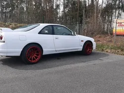 Weiß Gebraucht 2025 Nissan Skyline Coupé | 27.000 €