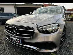 Gold Gebraucht 2021 Mercedes E200 Limousine | 29.999 € (Guter Preis)