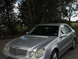 Silber Gebraucht 2003 Mercedes E270 Elegance Limousine | 3.500 € (Guter Preis)