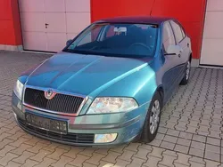Grün Gebraucht 2006 Skoda Octavia Limousine | 1.350 € (Superpreis)