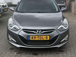 Grau Gebraucht 2012 Hyundai i40 Edition Kombi | 9.000 € (Teuer)