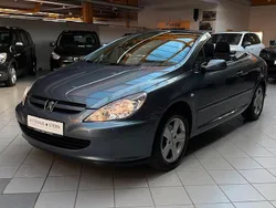 Grau Gebraucht 2003 Peugeot 307 CC Cabrio | 4.990 €