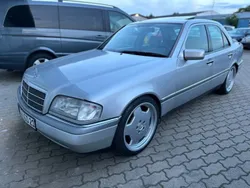 Silber Gebraucht 1993 Mercedes C220 Elegance Limousine | 5.990 €