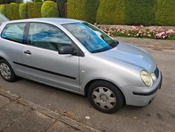 Silber Gebraucht 2002 VW Polo Kleinwagen | 1.599 € (Fairer Preis)