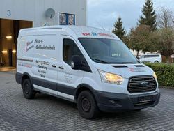 Weiß Gebraucht 2018 Ford Transit Trend Van / Kleinbus | 6.950 €