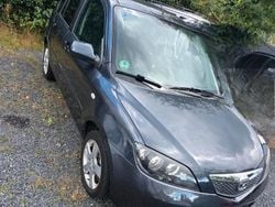 Grau Gebraucht 2005 Mazda 2 Limousine | 1.600 € (Fairer Preis)