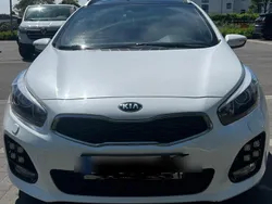 Weiß Gebraucht 2016 Kia Ceed GT-Line Kombi | 10.800 € (Guter Preis)