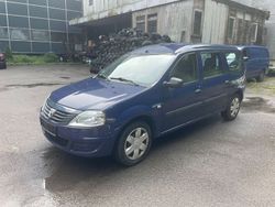 Blau Gebraucht 2009 Dacia Logan Ambiance Limousine | 950 € (Superpreis)