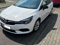 Weiß Gebraucht 2021 Opel Astra Kombi | 8.500 € (Superpreis)