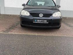 Schwarz Gebraucht 2004 VW Golf V Limousine | 2.290 € (Etwas zu teuer)