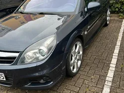 Grau Gebraucht 2008 Opel Signum OPC Kombi | 2.999 € (Teuer)